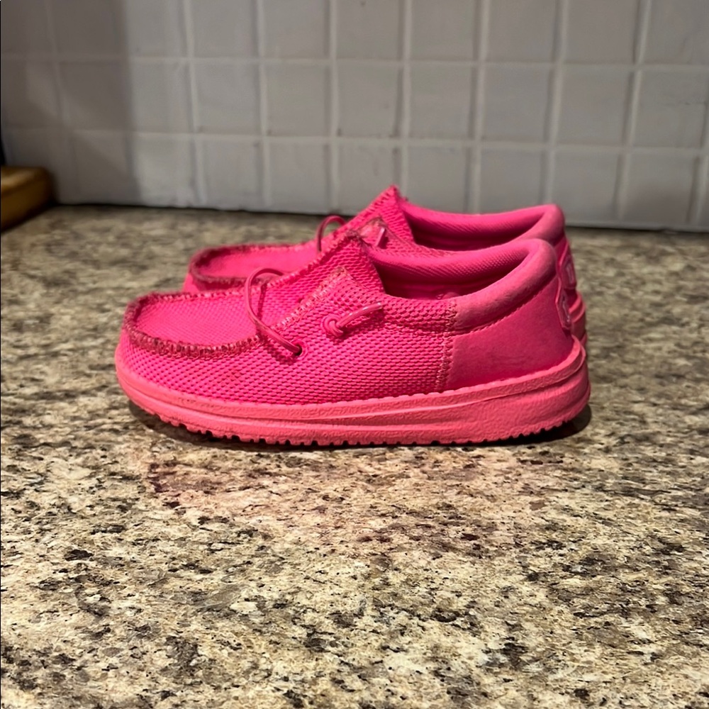 Girls Hey Dudes size 11